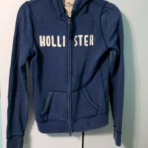 Make me an offer: Y2K style Hollister hoodie